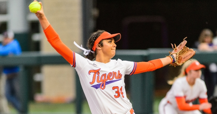 Caymol delivers a pitch in the third inning Wednesday (Photo by David Grooms)