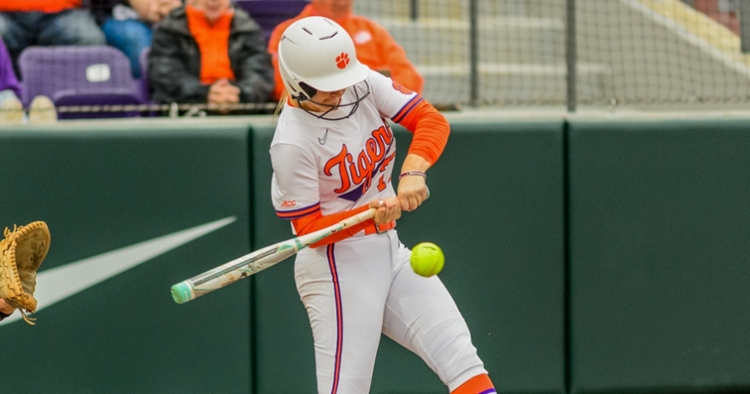 Goodwin's home run pushed the Tigers ahead in extras.