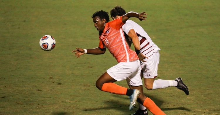 Mohamed Seye scored twice in the win (Photo per Clemson athletics)