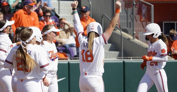 Clemson players react to the sweep of Virginia