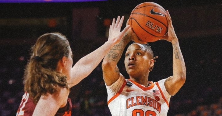 Clemson with the narrow loss against Virginia Tech (Photo: via Clemson Wbball Twitter)