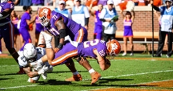 Quick Reaction: Selfie game was strong, offense struggles in colorful Death Valley