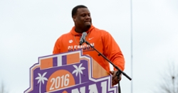 Former Clemson defender re-signs with Dallas Cowboys