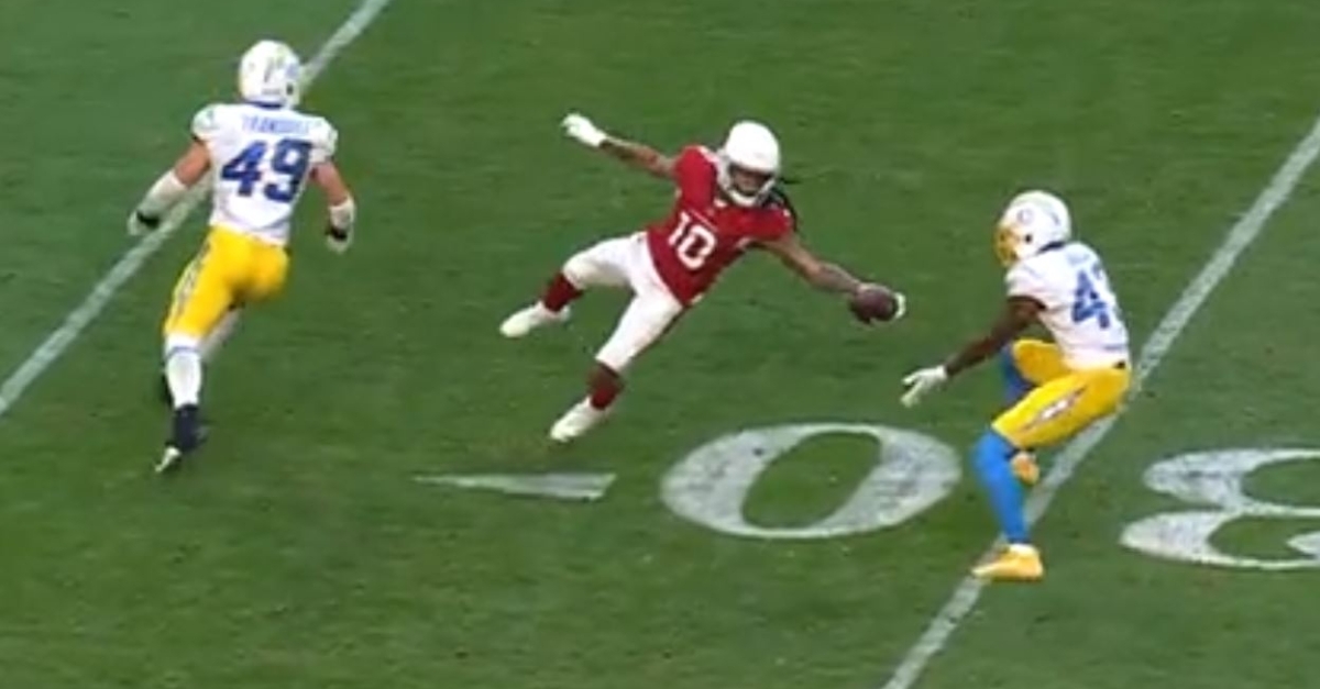 WATCH DeAndre Hopkins makes ridiculous onehanded catch vs. Chargers